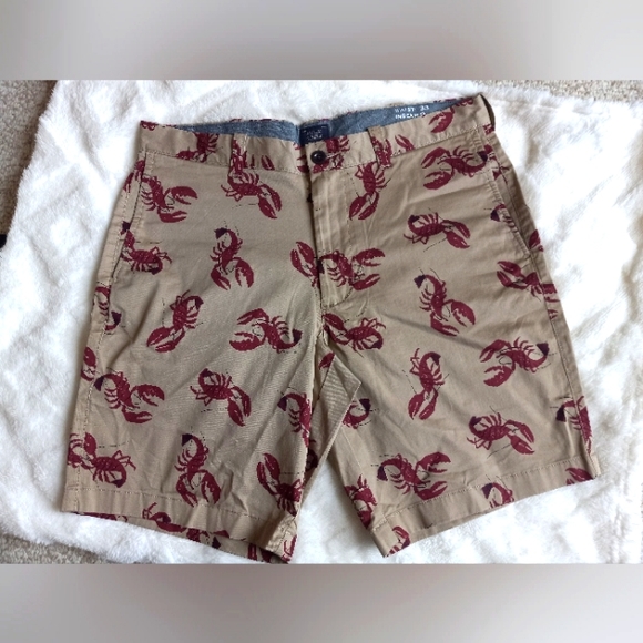 J. Crew Other - J.Crew, Waist 33. Inseam 9, tan lobster cargo shorts